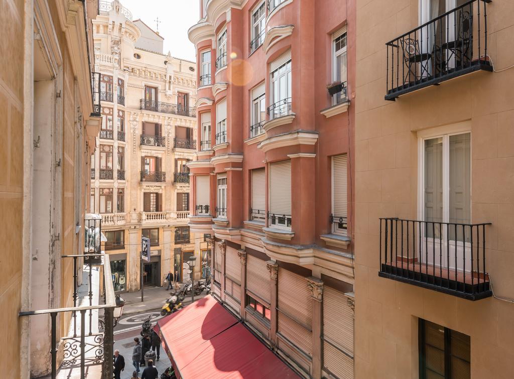 Apartamentos Madrid Centro W Exterior foto