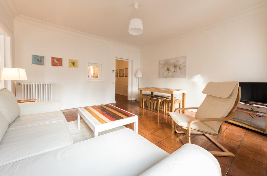 Apartamentos Madrid Centro W Exterior foto