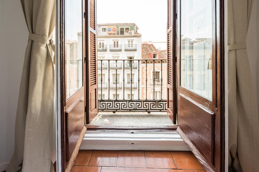 Apartamentos Madrid Centro W Exterior foto
