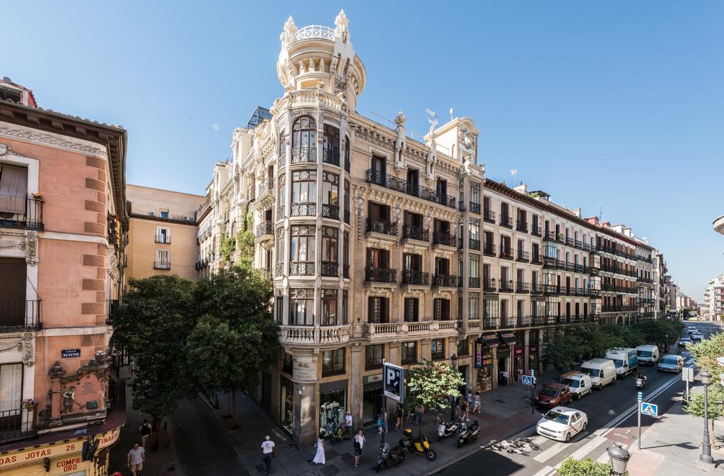 Apartamentos Madrid Centro W Exterior foto