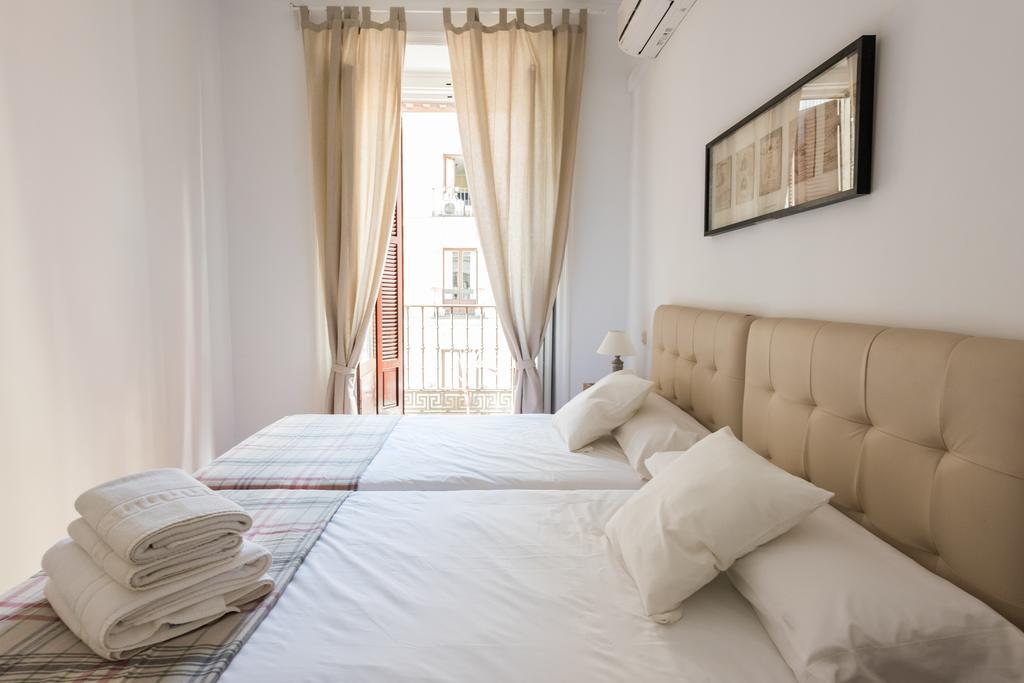 Apartamentos Madrid Centro W Exterior foto